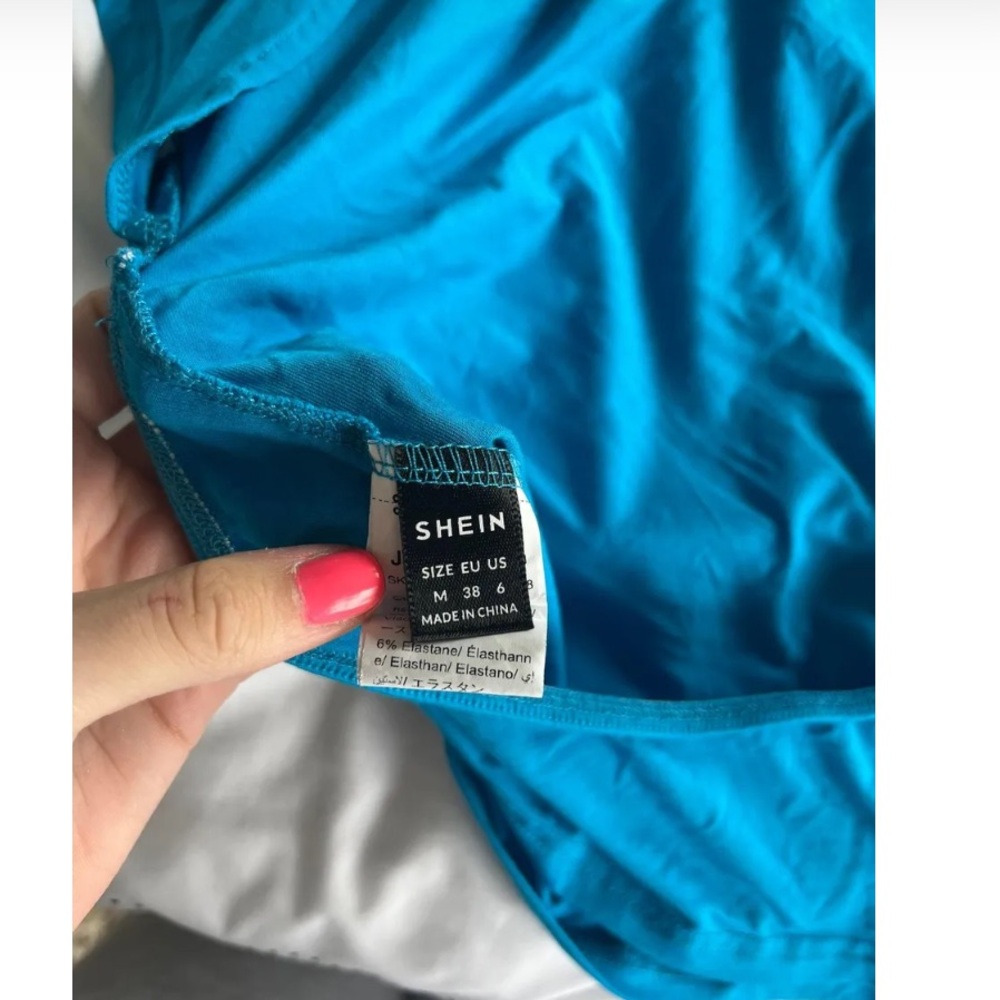 SHEIN Teal Blue Backless Top - Picture 3 of 3